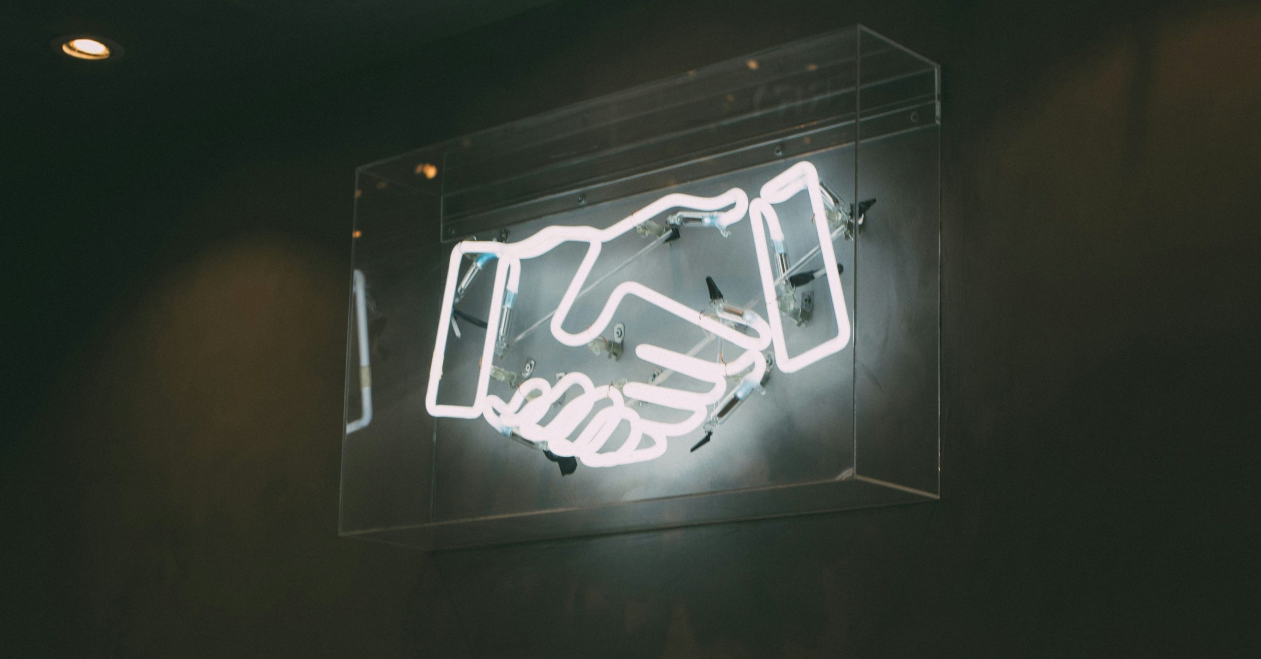 Charlesdeluvio AT5vuPoi8vc unsplash